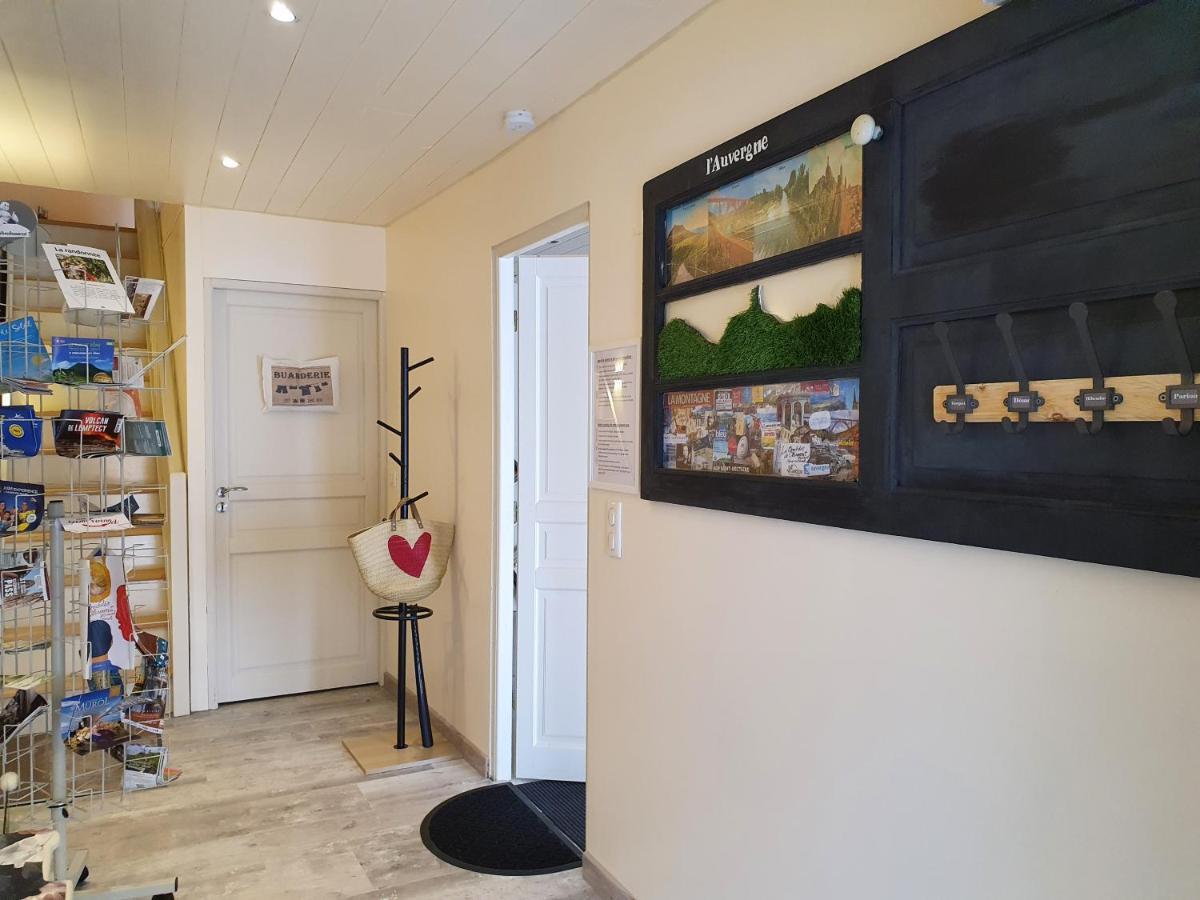 Villa La Meïzou de Bouly à Les Martres-de-Veyre Extérieur photo